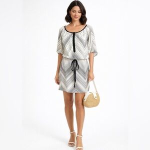 Trina Turk Silk Chevron Print Drawstring Waist Dress  Sz 4 💛